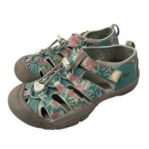KEEN Kids Newport H2 Size 3 Pink Outdoor‎ Water Sandals Closed Toe Washable
